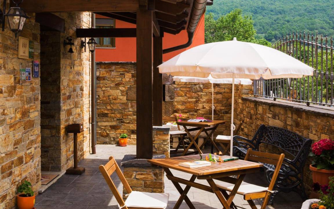 Photo of Patio Balcony in Caboalles de Abajo