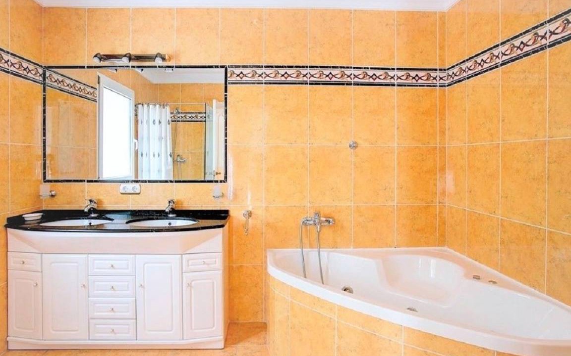 Photo of Bathroom in Pedreguer