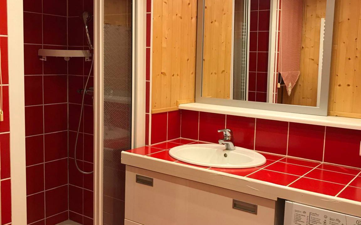 Photo of Bathroom in Correncon-en-Vercors