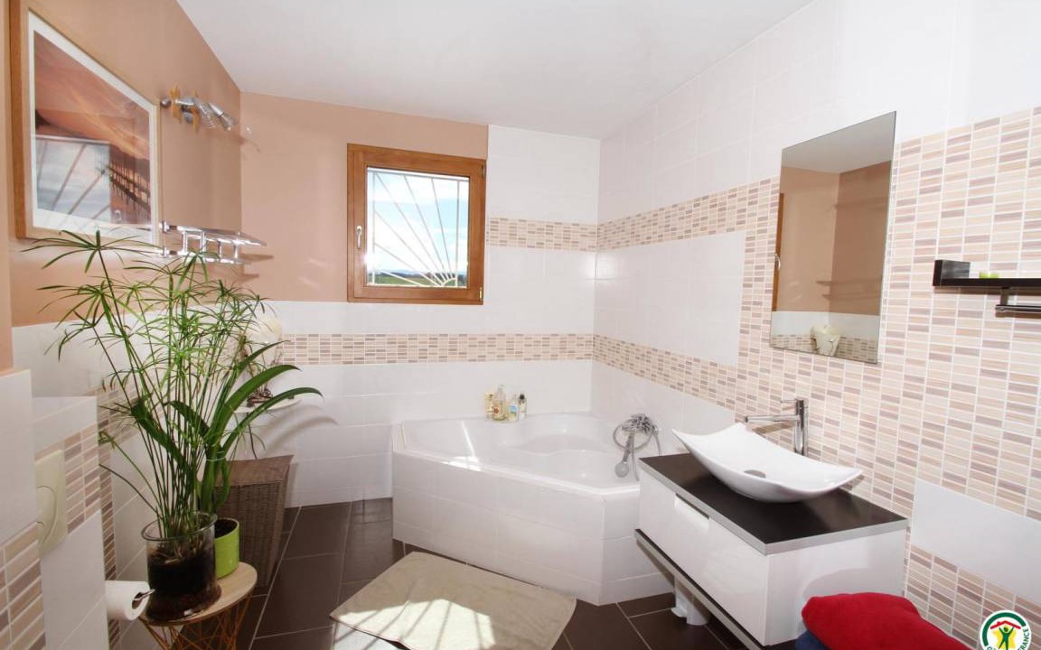 Photo of Bathroom in Montrigaud