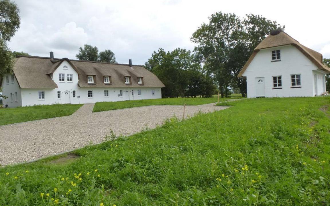 Photo of Buildings in Toenning