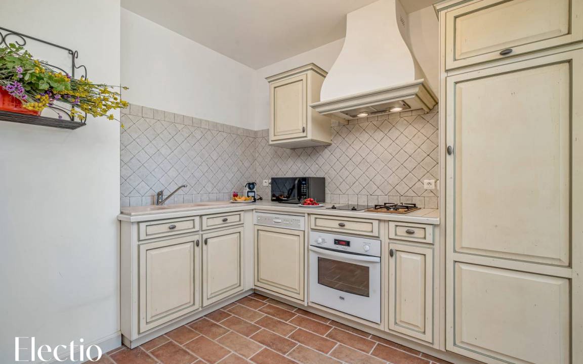 Photo of Kitchen in Le Puy-Sainte-Reparade