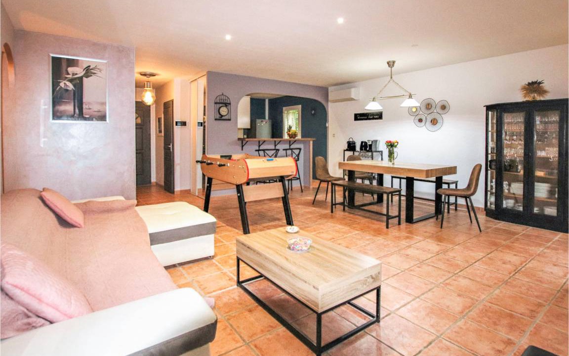 Photo of Others in Montelimar