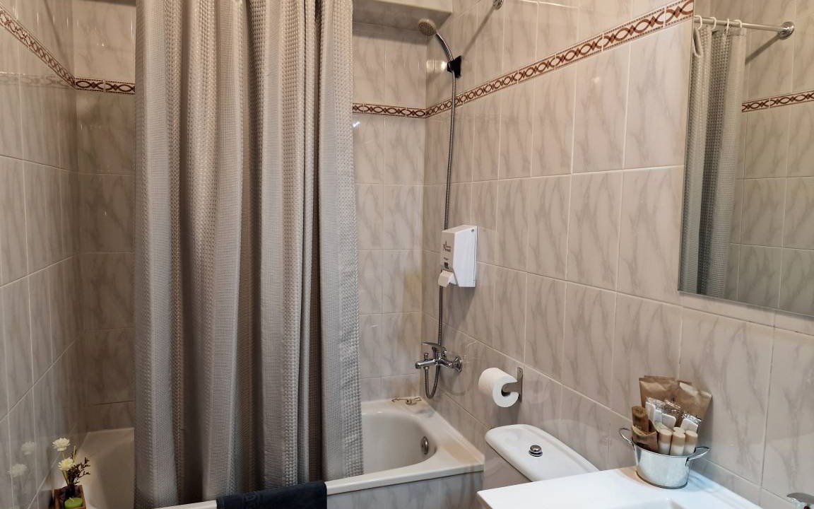 Photo of Bathroom in Pido