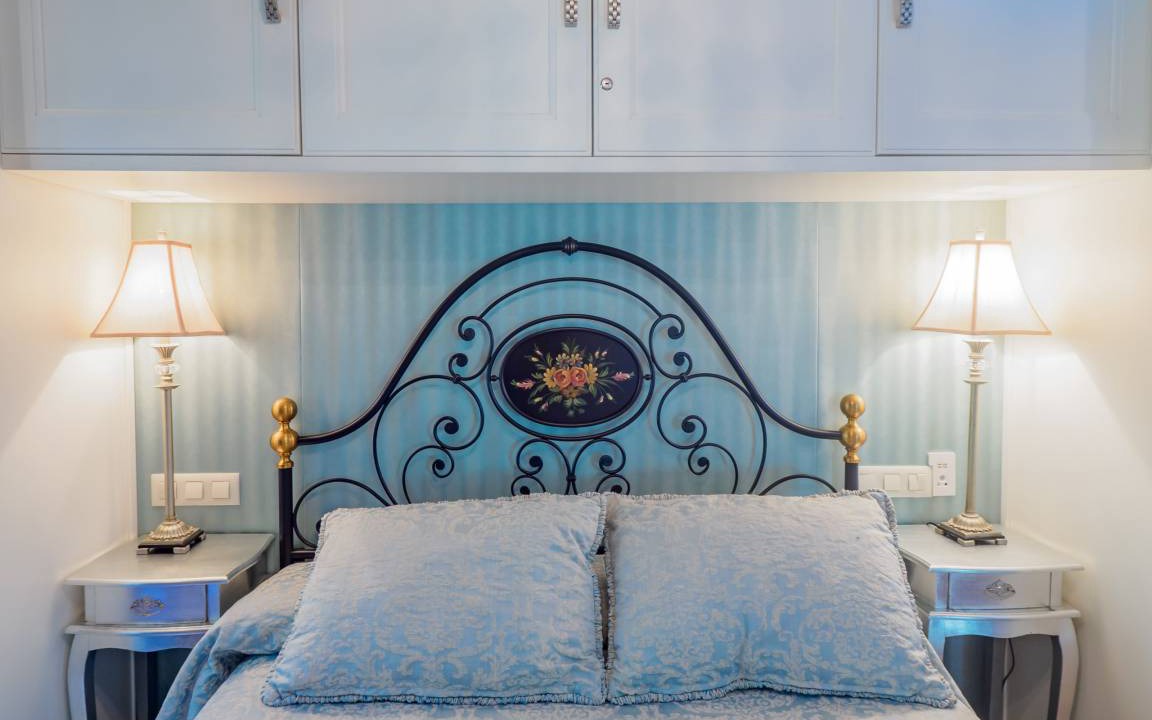 Photo of Bedroom in Coin