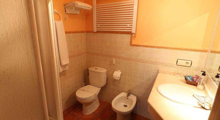 Photo of Bathroom in Zarza de Granadilla