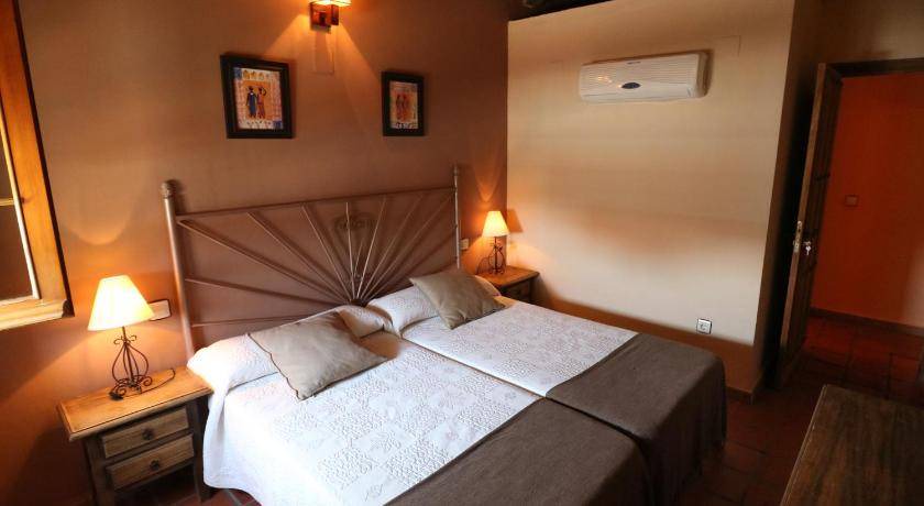 Photo of Bedroom in Zarza de Granadilla