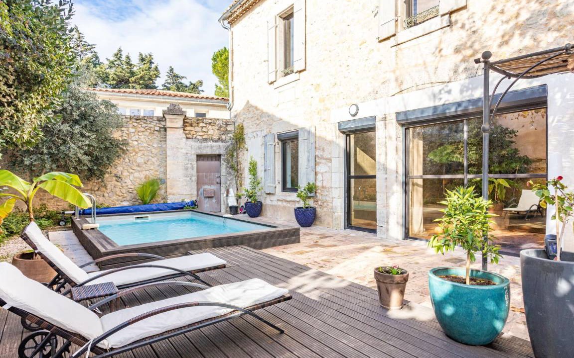 Photo of Patio Balcony in Jonquieres-Saint-Vincent
