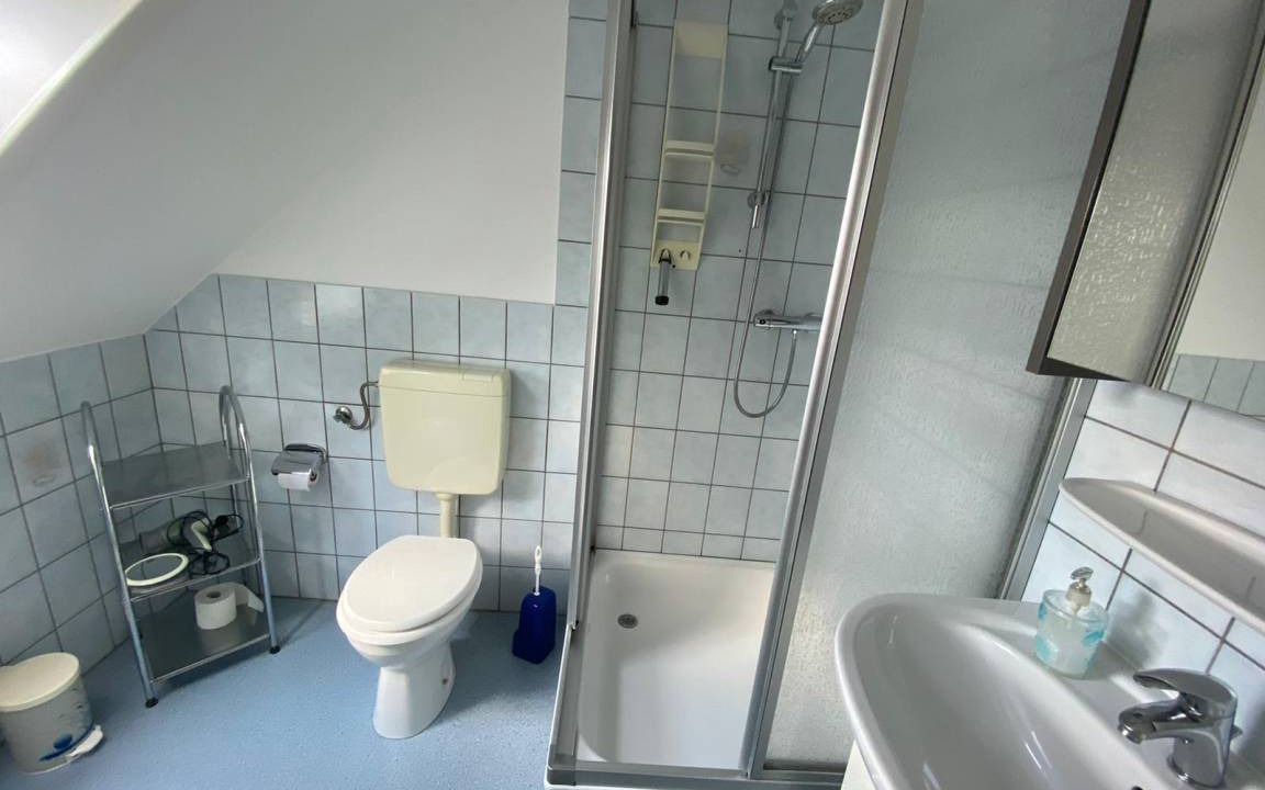 Photo of Bathroom in Kating