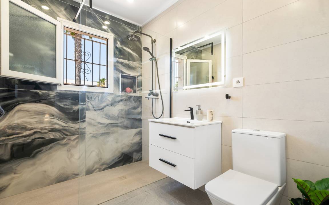Photo of Bathroom in Orihuela Costa