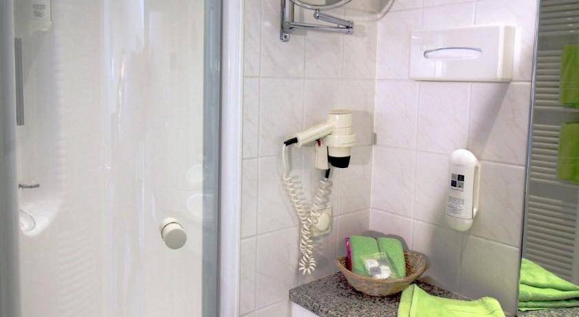 Photo of Bathroom in Linderbach