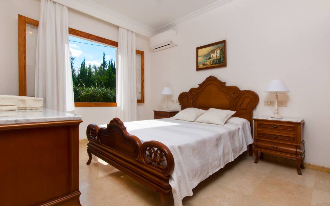 Photo of Bedroom in Marina Manresa