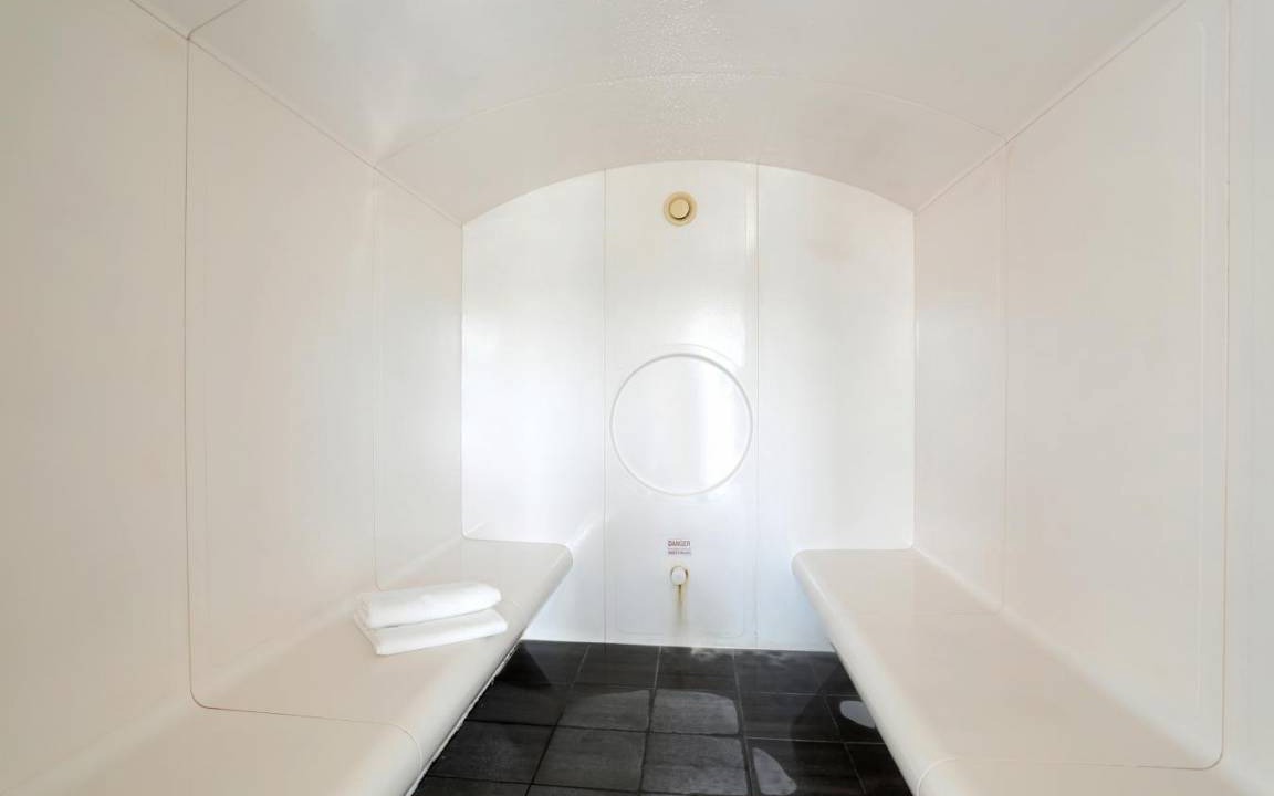 Photo of Bathroom in Pyrenees 2000