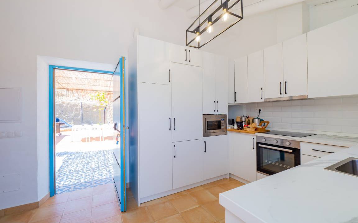 Photo of Kitchen in Coin