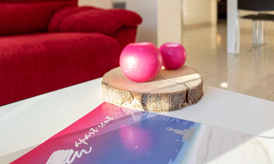 Photo of Livingroom in Roses Town Center