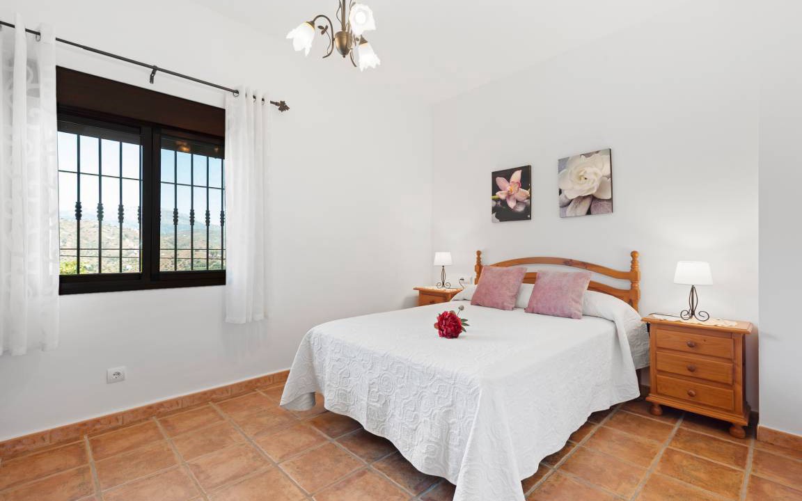 Photo of Bedroom in Comares