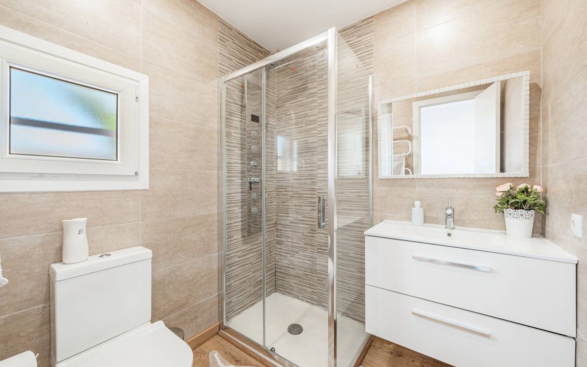 Photo of Bathroom in Es Garrovers