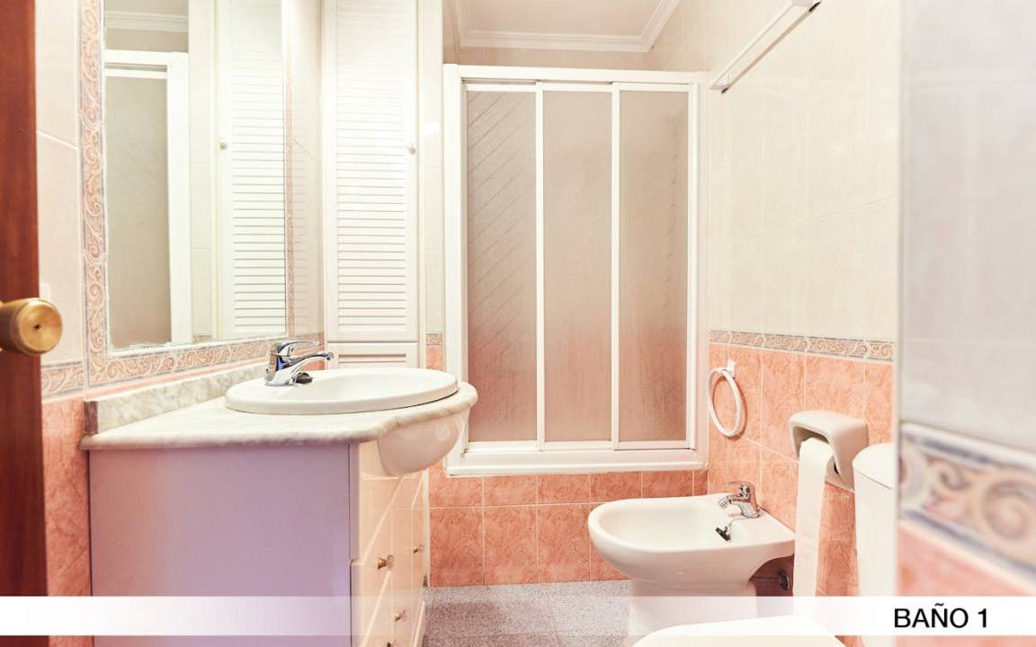 Photo of Bathroom in Triana
