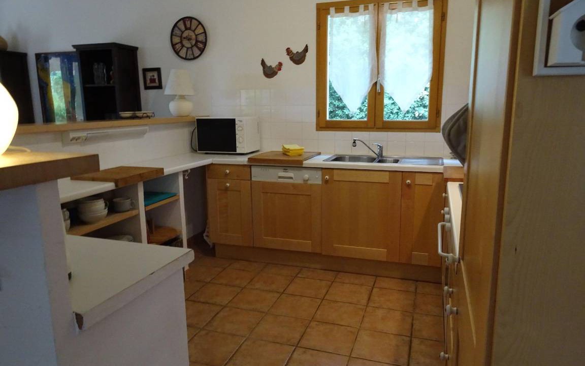 Photo of Kitchen in Garrigues-Sainte-Eulalie
