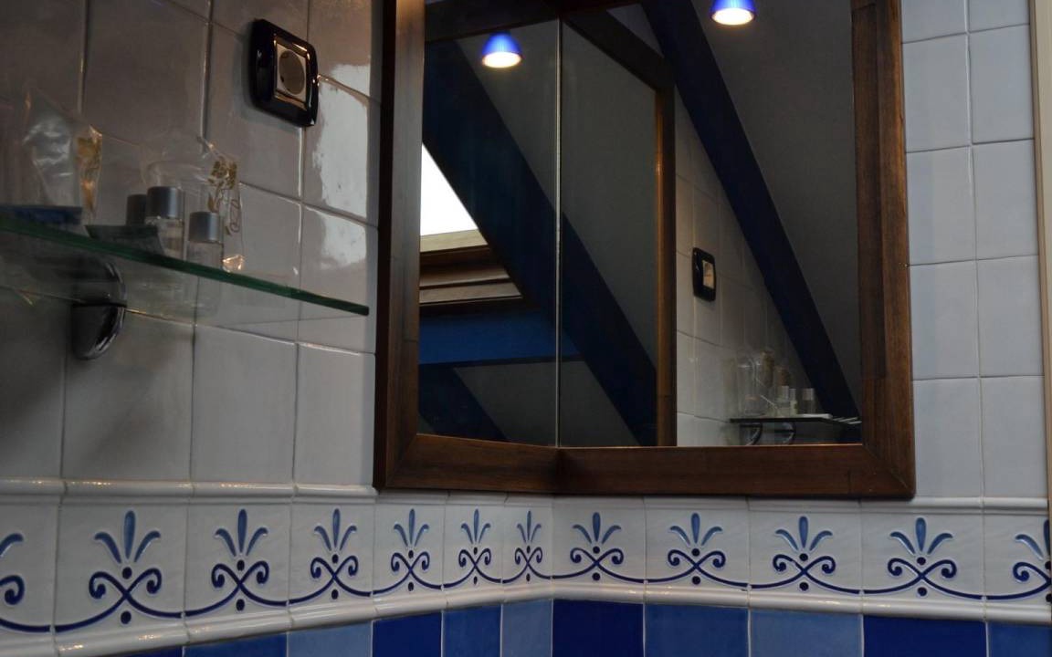 Photo of Bathroom in Valdecilla