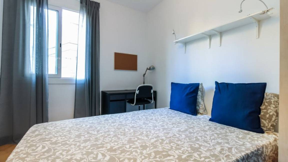 Photo of Bedroom in Sants-Badal