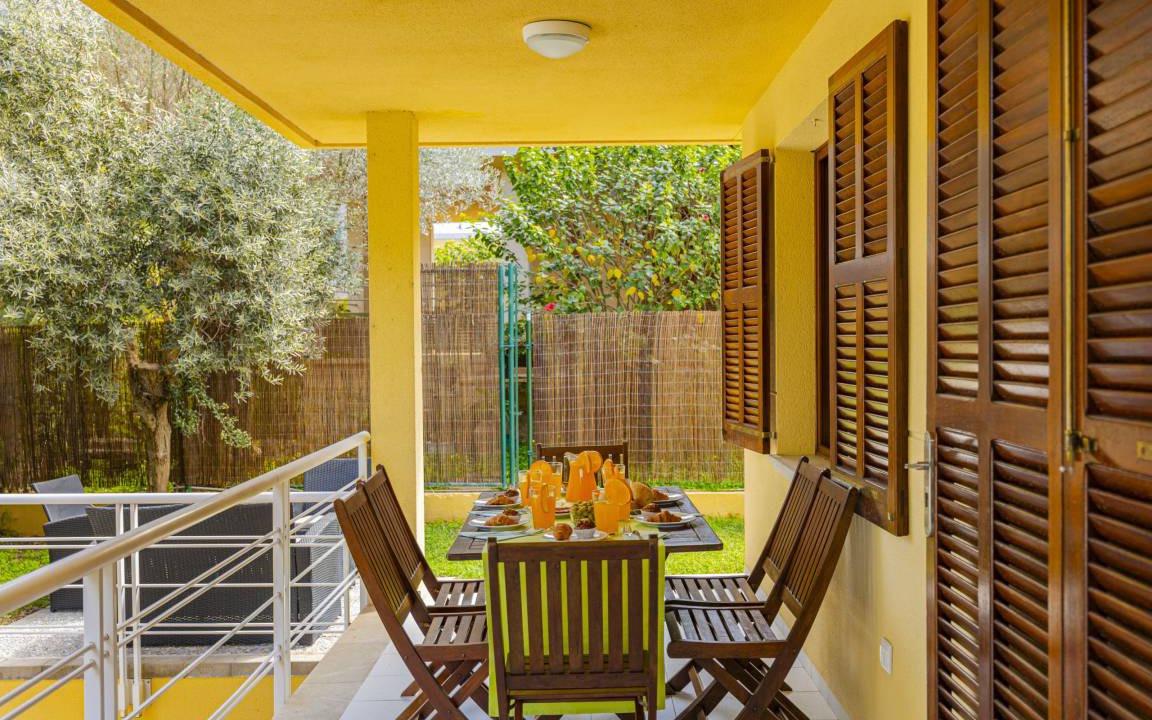 Photo of Patio Balcony in Mal Pas-Bon Aire
