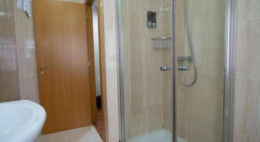 Photo of Bathroom in Tui