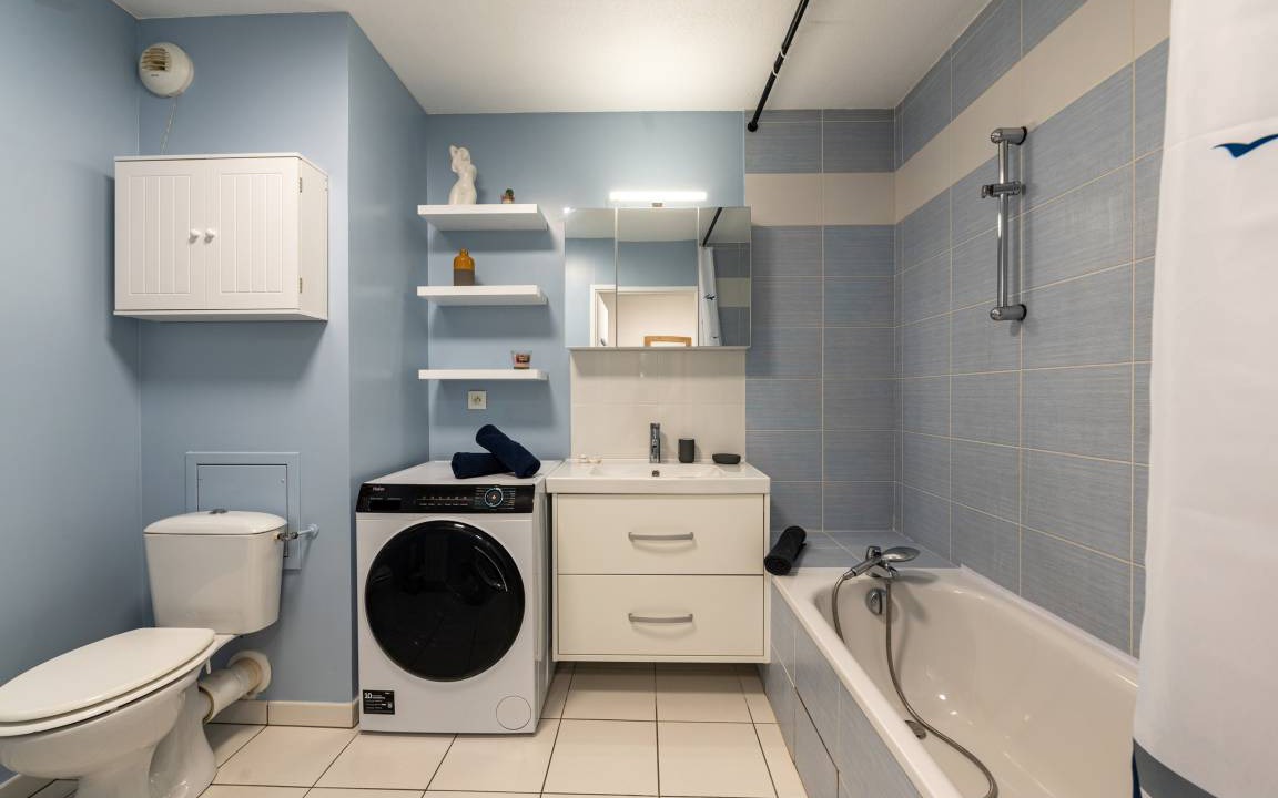 Photo of Bathroom in Ville-la-Grand