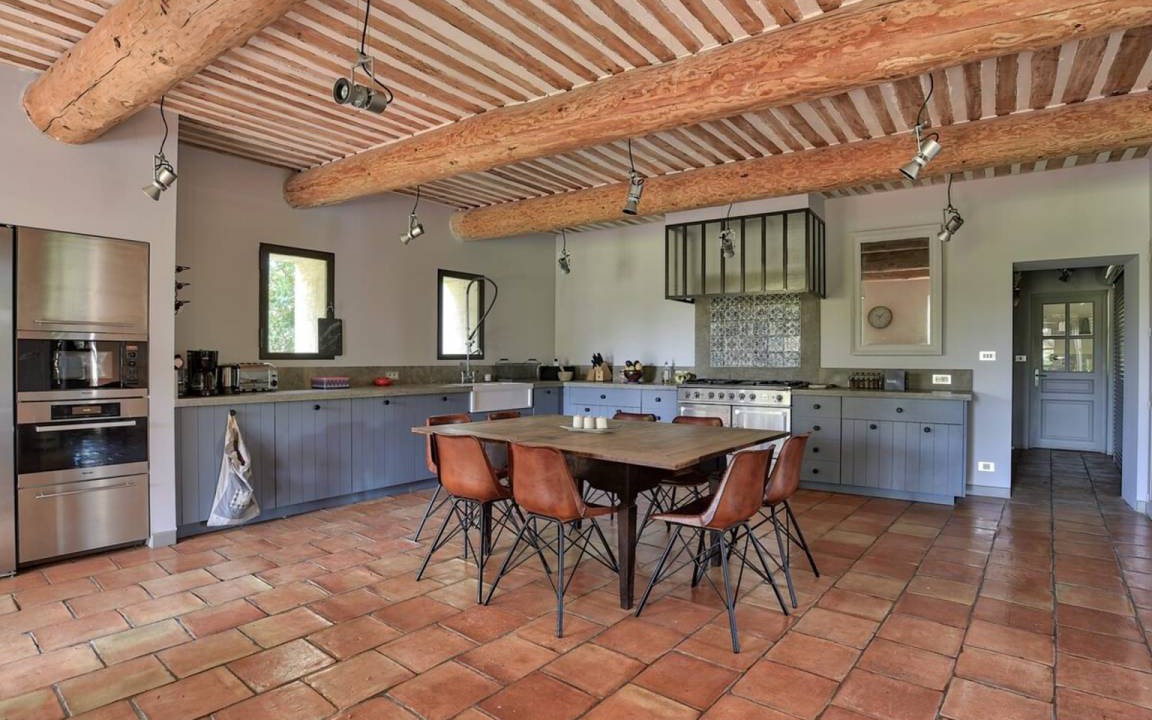 Photo of Kitchen in Eygalieres