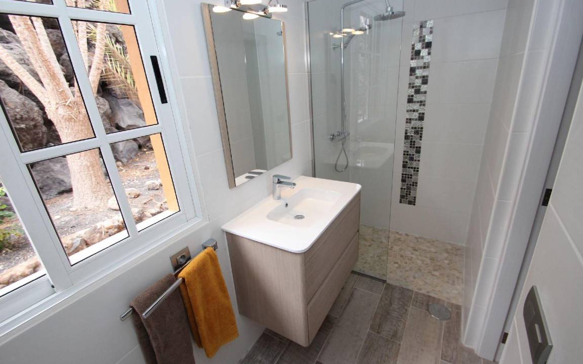 Photo of Bathroom in Chio