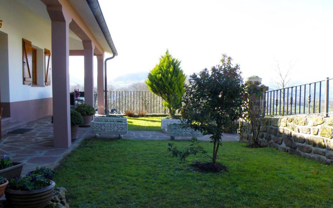 Photo of Others in Errazu
