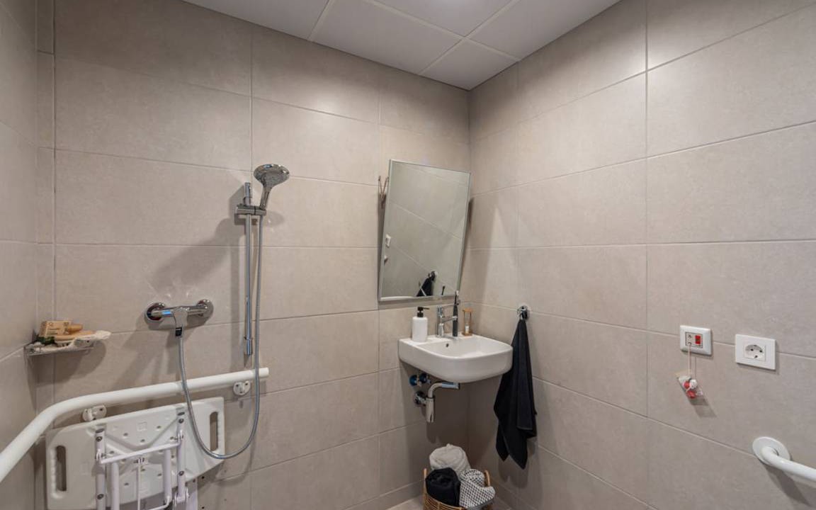 Photo of Bathroom in El Cabanyal