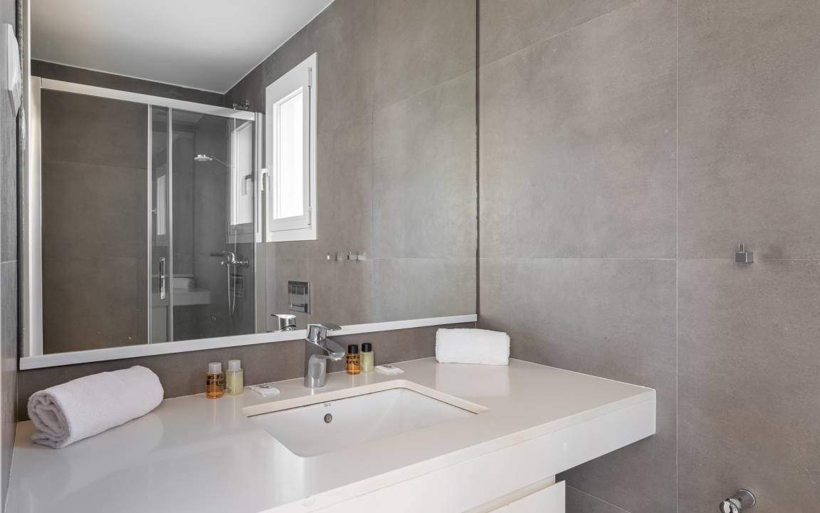 Photo of Bathroom in Poblenou