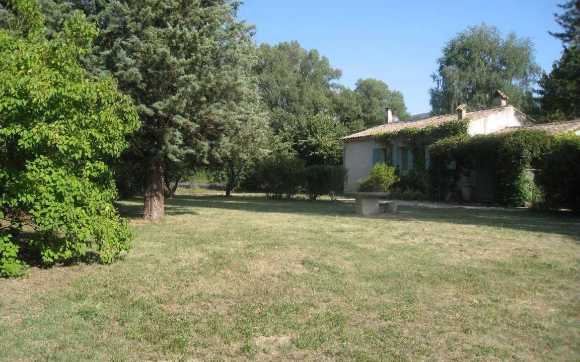 Photo of Others in Saint-Martin-de-Castillon