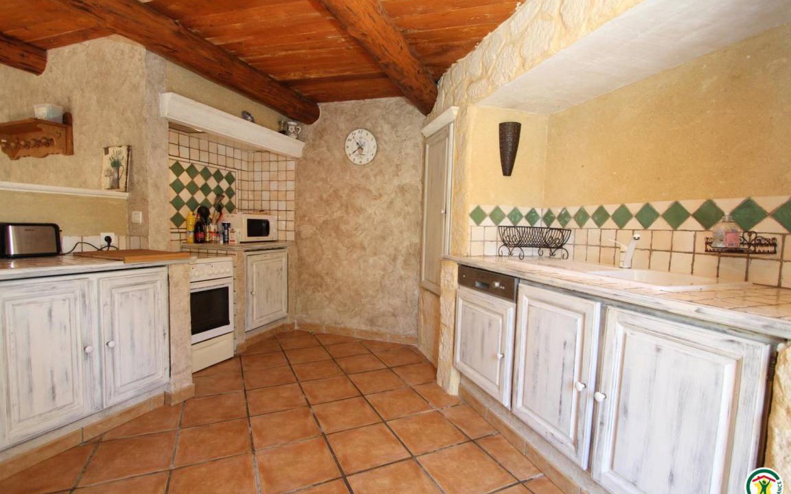 Photo of Kitchen in Suze-la-Rousse