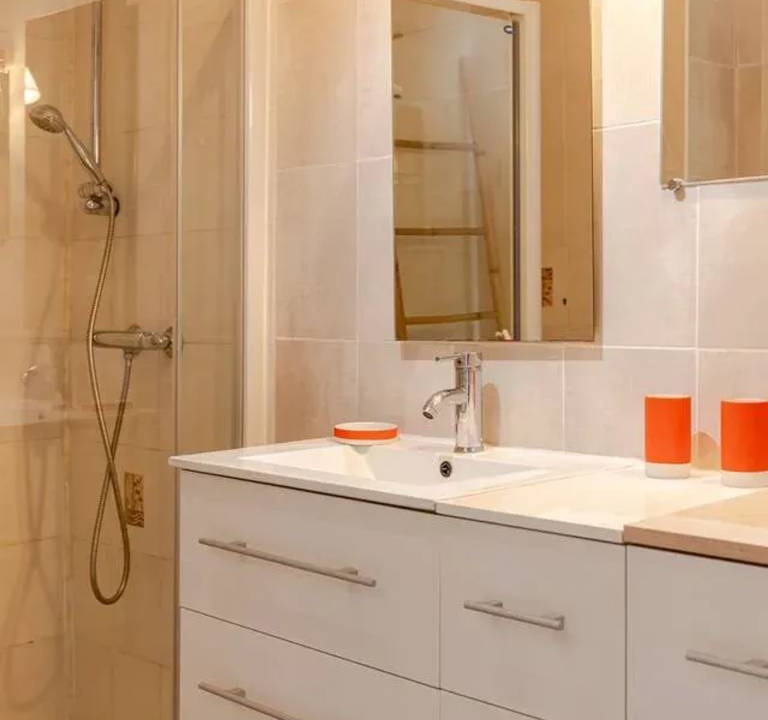 Photo of Bathroom in Lezat