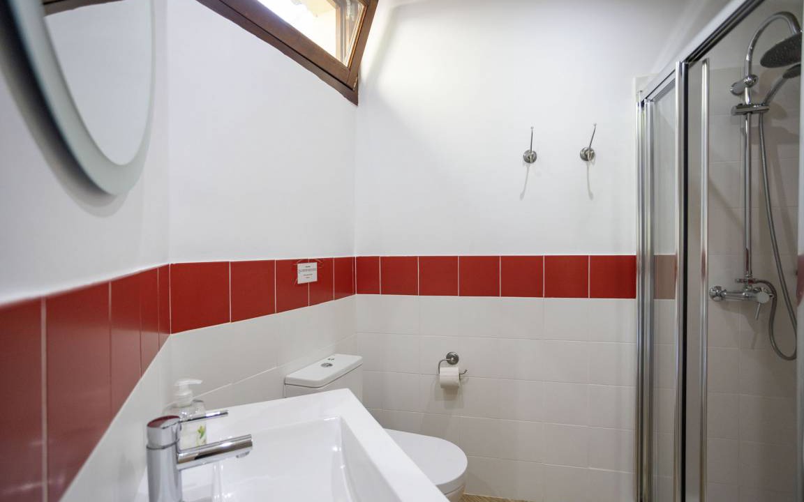 Photo of Bathroom in Crestatx