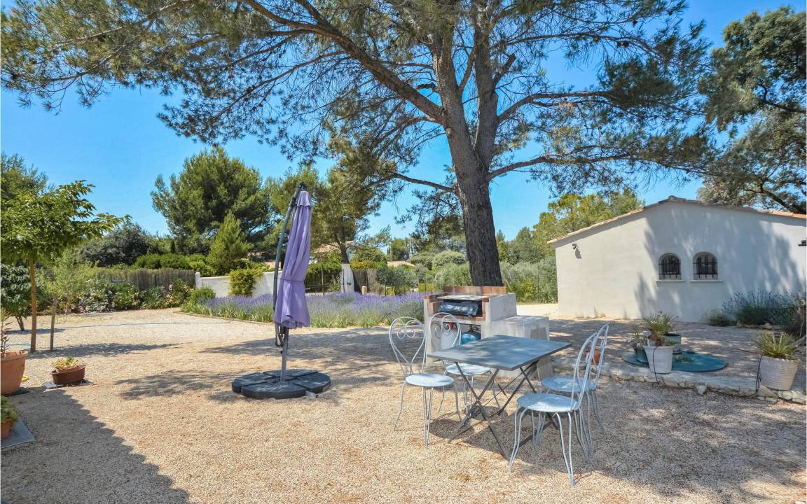 Photo of Others in Eygalieres
