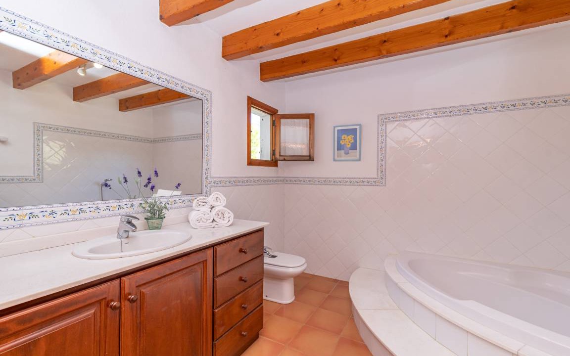 Photo of Bathroom in Les Palmeres