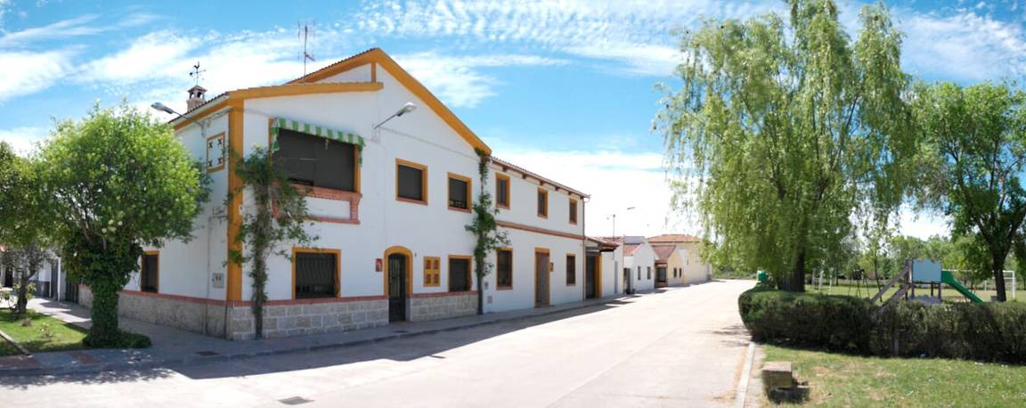 Photo of Others in Ivanrey