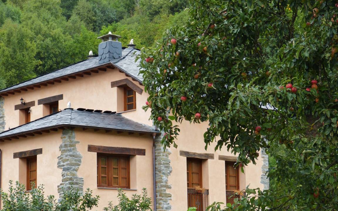 Photo of Others in Allande