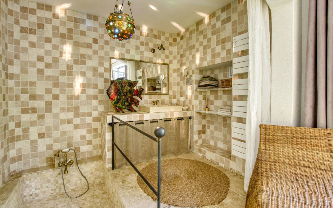 Photo of Bathroom in Cabannes