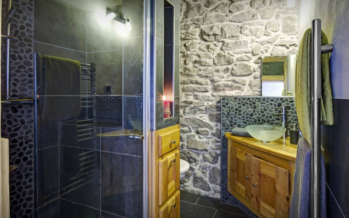 Photo of Bathroom in Les Clefs