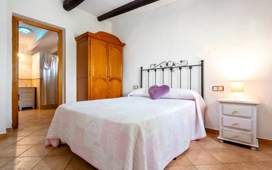 Photo of Bedroom in Botarell