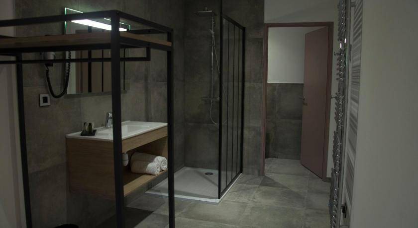 Photo of Bathroom in Poligny