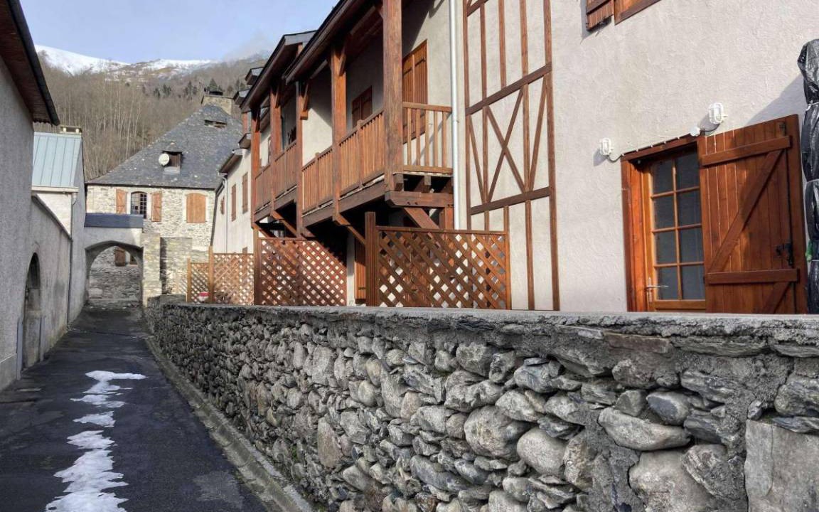 Photo of Buildings in Vignec