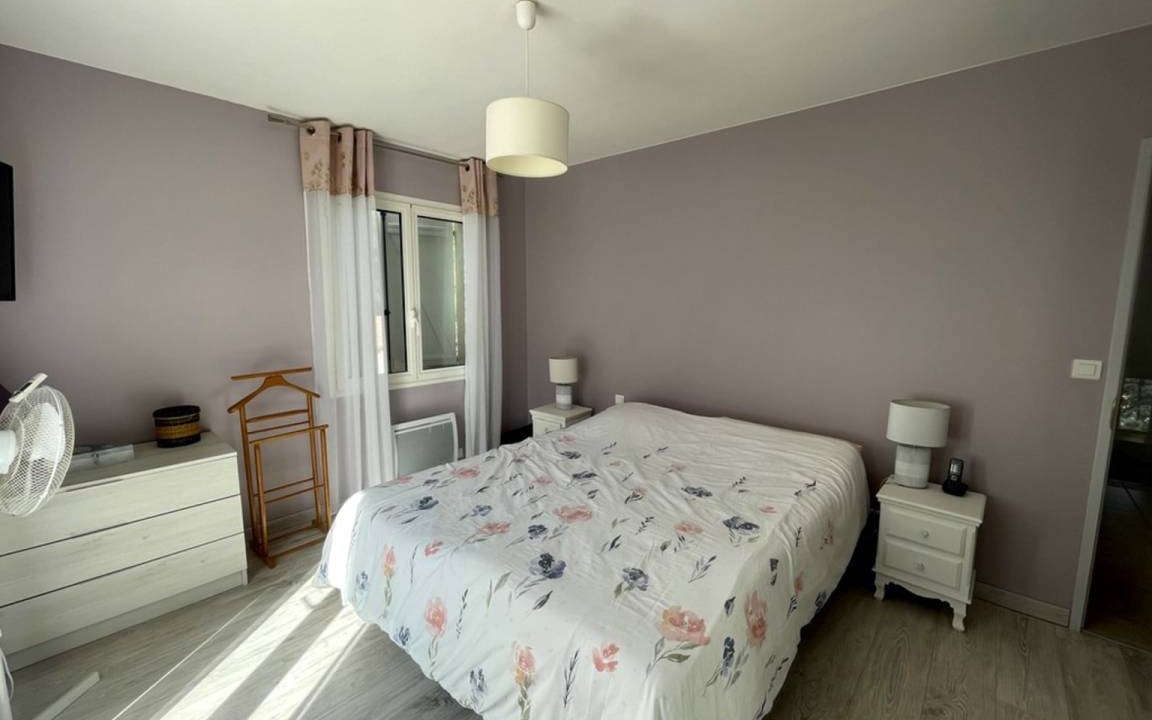Photo of Bedroom in Lambesc