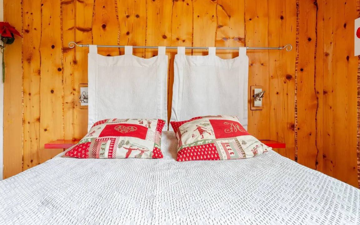 Photo of Bedroom in Lezat