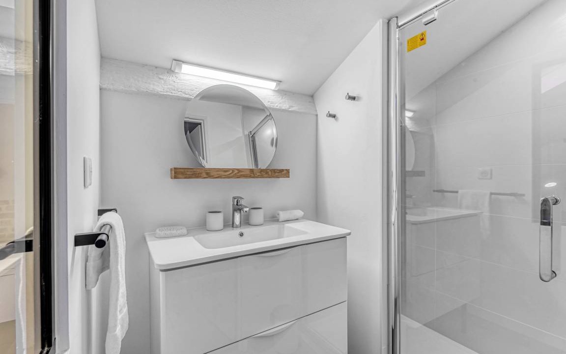 Photo of Bathroom in Saint - Aubin - Dupuy