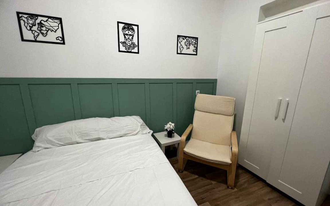Photo of Bedroom in Embajadores